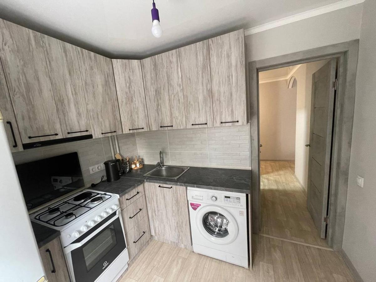 Apartment On Kievskaya Street บิชเคก ภายนอก รูปภาพ